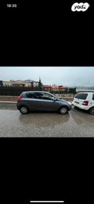 יונדאי i20 Inspire אוט' 1.4 (100 כ"ס) [2009-2015] בנזין 2011 למכירה במג'דל שמס