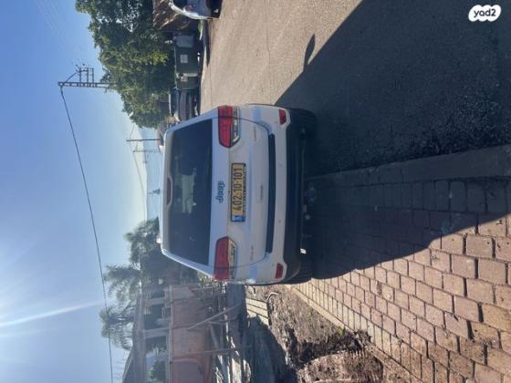 ג'יפ / Jeep גרנד צ'ירוקי 4X4 Laredo אוט' 5 מק' 3.6 (286 כ''ס) בנזין 2018 למכירה בפוריה נווה עובד