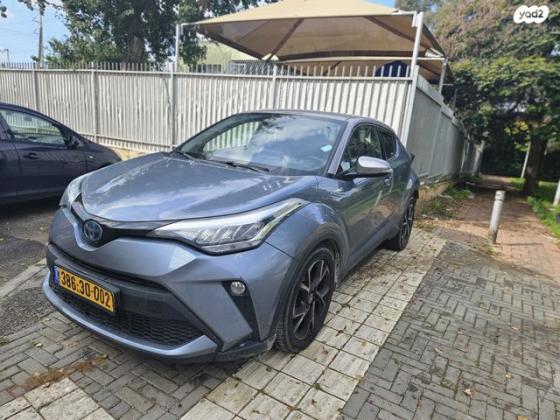 טויוטה C-HR Style B-Top אוט' 1.8 (98 כ''ס) בנזין 2021 למכירה בתל אביב יפו