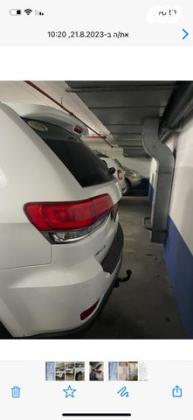 ג'יפ / Jeep גרנד צ'ירוקי 4X4 Laredo אוט' 5 מק' 3.6 (286 כ''ס) בנזין 2017 למכירה בבית חשמונאי