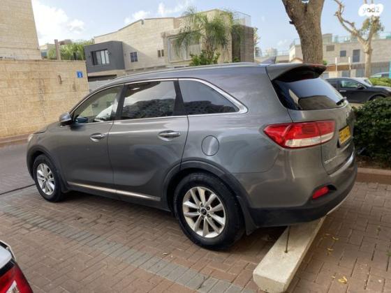 קיה סורנטו EX אוט' 7 מק' 2.4 (188 כ"ס) בנזין 2015 למכירה בעזריה