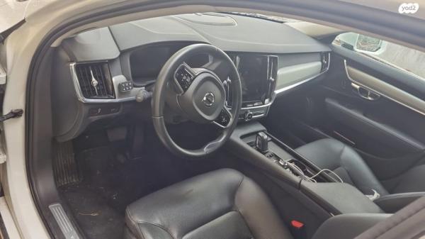 וולוו S90 B5 Momentum אוט' 2.0 (250 כ"ס) בנזין 2021 למכירה בתל אביב יפו