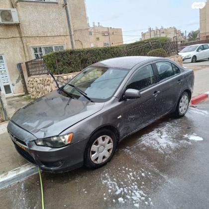 מיצובישי לנסר הדור החדש Invite אוט' 1.5 (109 כ''ס) בנזין 2011 למכירה בבאר שבע