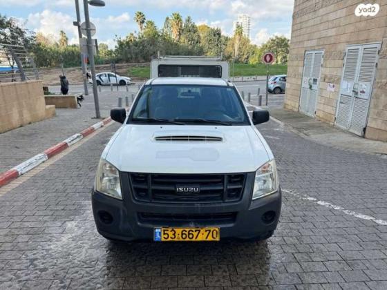איסוזו 2X4 D-MAX S דאבל קבינה ידני דיזל 2.5 (136 כ''ס) דיזל 2009 למכירה בתל אביב יפו