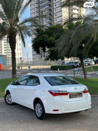 טויוטה קורולה Sun אוט' 1.6 (132 כ"ס) בנזין 2018 למכירה בחיפה