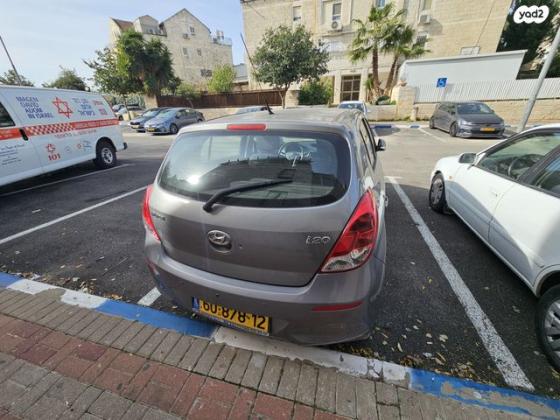יונדאי i20 Insight ידני 1.2 (85 כ"ס) בנזין 2012 למכירה בירושלים