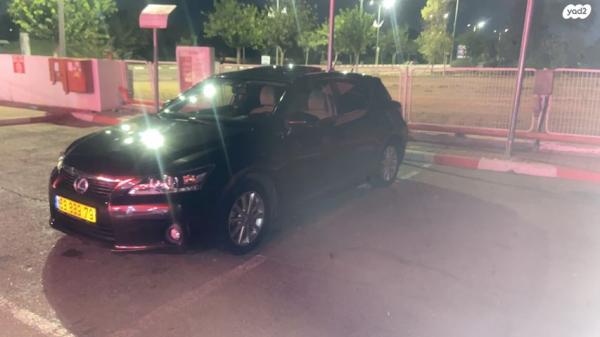 לקסוס CT200H Premium Tech הייבריד אוט' 1.8 (99 כ''ס) בנזין 2012 למכירה בקרית גת