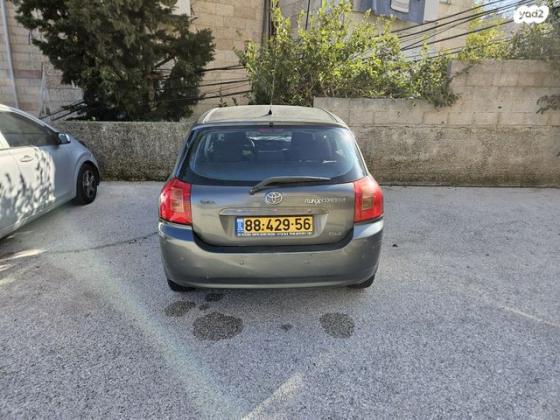 טויוטה קורולה RUN-X GLI אוט' 1.6 (110 כ"ס) בנזין 2004 למכירה בירושלים