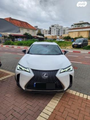 לקסוס UX UX250H F-Sport MI הייבריד אוט' 2.0 (152 כ''ס) בנזין 2021 למכירה בנס ציונה