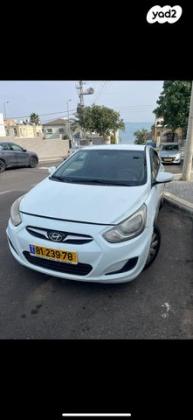 יונדאי i25 Inspire אוט' 1.4 (109 כ''ס) בנזין 2012 למכירה בטבריה
