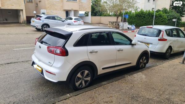 קיה נירו הייבריד EX הייבריד אוט' 1.6 (141 כ"ס) בנזין 2017 למכירה בחיפה