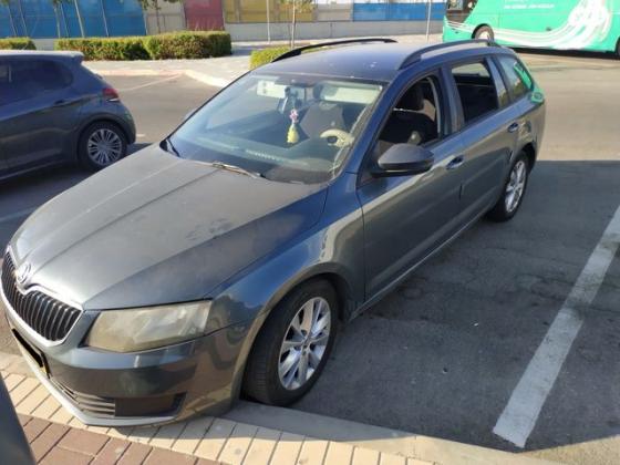 סקודה אוקטביה ספייס Ambition אוט' 1.2 (105 כ''ס) בנזין 2015 למכירה בקרית אתא