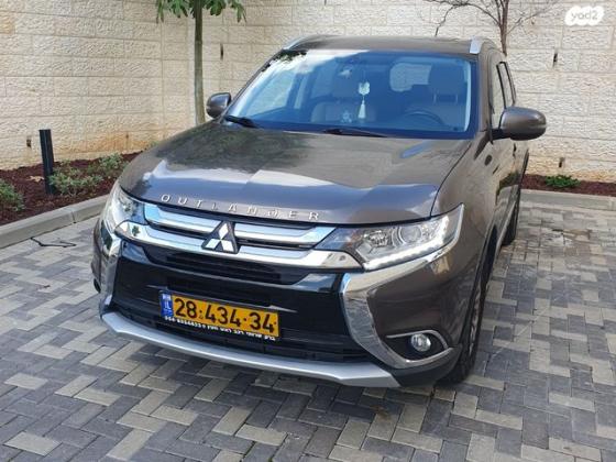 מיצובישי אאוטלנדר Instyle אוט' 7 מק' 2.0 (150 כ"ס) בנזין 2015 למכירה בבית שמש