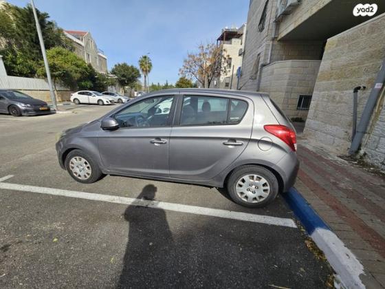 יונדאי i20 Insight ידני 1.2 (85 כ"ס) בנזין 2012 למכירה בירושלים