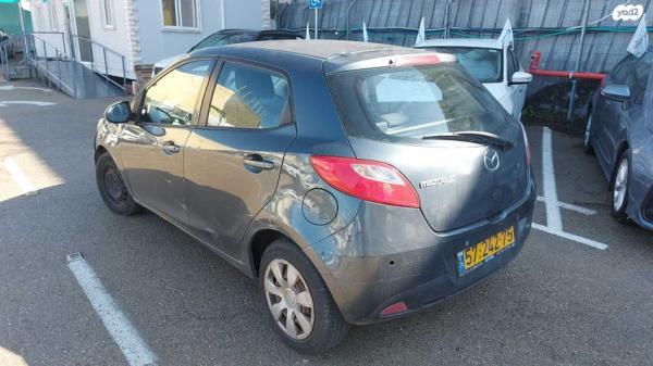 מאזדה H Active אוט' 1.5 (103 כ"ס) בנזין 2012 למכירה בתל אביב יפו
