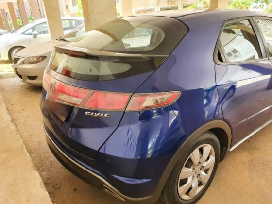 הונדה סיוויק האצ'בק החדשה Comfort אוט' 1.8 (140 כ''ס) בנזין 2010 למכירה בבאר שבע