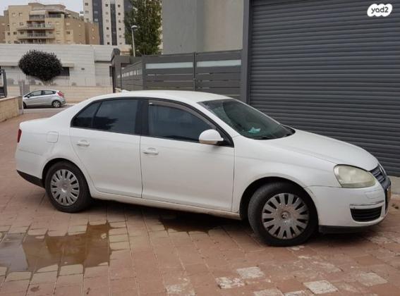 פולקסווגן ג'טה Manager אוט' 1.6 (102 כ''ס) בנזין 2009 למכירה בעפולה