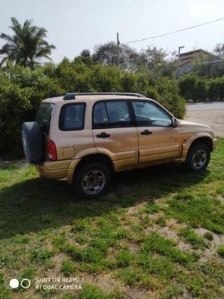 סוזוקי גרנד ויטרה 4X4 JLX אוט' 5 דל' 2.0 (126 כ''ס) בנזין 1998 למכירה בגדרה
