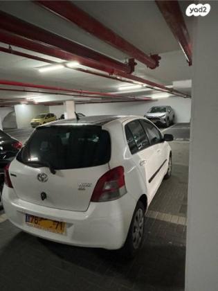 טויוטה יאריס Sol רובוטית 1.3 (100 כ"ס) בנזין 2010 למכירה ביבנה