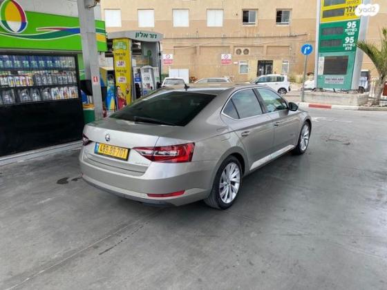 סקודה סופרב (עד 2019) Style אוט' 1.8 (180 כ''ס) בנזין 2018 למכירה בטירת כרמל