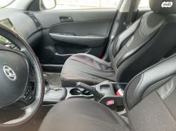 יונדאי i30CW Inspire סטיישן אוט' 1.6 (126 כ''ס) בנזין 2011 למכירה במו