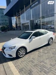 לקסוס IS300h Executive הייבריד אוט' 2.5 (181 כ"ס) בנזין 2015 למכירה בב
