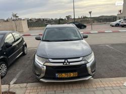 מיצובישי אאוטלנדר Instyle אוט' 5 מק' 2.0 (150 כ"ס) בנזין 2016 למכיר