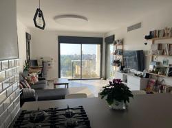 דירה 3 חדרים להשכרה בתל אביב יפו | חסידי האומות | לב יפו