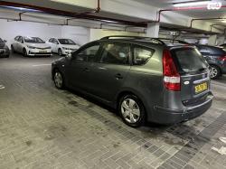 יונדאי i30CW Inspire סטיישן אוט' 1.6 (126 כ''ס) בנזין 2011 למכירה ביב