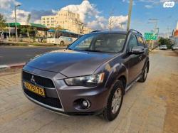 מיצובישי אאוטלנדר Instyle אוט' 5 מק' 2.0 (147 כ"ס) בנזין 2012 למכיר