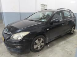 יונדאי i30CW Inspire סטיישן אוט' 1.6 (126 כ''ס) בנזין 2011 למכירה ביר