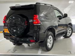 טויוטה לנד קרוזר קצר 4X4 Luxury SWB אוט' 3 דלתות דיזל 2.8 (204 כ''ס) 
