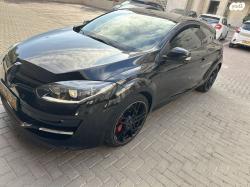 רנו מגאן קופה / ספורט RS Cup קופה ידני 2.0 (265 כ''ס) בנזין 2016 למ