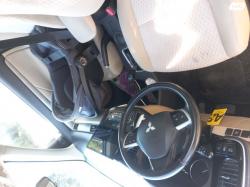 מיצובישי אאוטלנדר Instyle אוט' 5 מק' 2.0 (150 כ"ס) בנזין 2014 למכיר