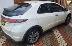 הונדה סיוויק האצ'בק החדשה Comfort אוט' 1.8 (140 כ''ס) בנזין 2012 למ