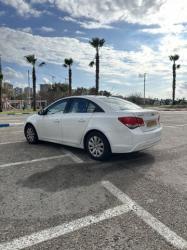 שברולט קרוז LT Turbo סדאן אוט' 1.4 (140 כ''ס) בנזין 2015 למכירה בבת