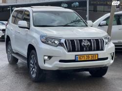 טויוטה לנד קרוזר ארוך Sahara אוט' 7 מק' דיזל 5 דל' 2.8 (204 כ"ס) די