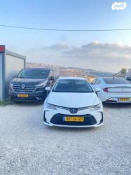 טויוטה קורולה Comfort סדאן אוט' 1.8 (98 כ''ס) בנזין 2019 למכירה בא