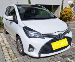 טויוטה יאריס Sky אוט' 1.3 (99 כ"ס) בנזין 2017 למכירה בהרצליה