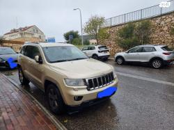ג'יפ / Jeep גרנד צ'ירוקי 4X4 Laredo אוט' 3.6 (282 כ''ס) בנזין 2012 למכיר