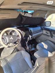 מיצובישי פג'רו ארוך 4X4 Dakar אוט' דיזל 7 מק' 3.2 (170 כ''ס) דיזל 200