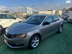 סקודה אוקטביה Ambition אוט' 1.0 (115 כ"ס) בנזין 2017 למכירה בלהבים