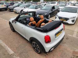 מיני קופר קבריולט Iconic Tech קבריולט אוט' 1.5 (136 כ''ס) בנזין 2022