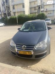 פולקסווגן ג'טה Trendline אוט' 1.4 (122 כ''ס) [2008-2011] בנזין 2010 למכיר