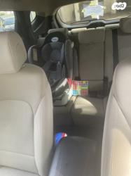 יונדאי סנטה פה 4X4 Supreme אוט' בנזין 7 מק' 2.4 (192 כ"ס) בנזין 2016 ל