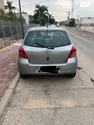 טויוטה יאריס Sol רובוטית 1.3 (87 כ"ס) בנזין 2008 למכירה בראש העין