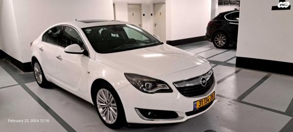 אופל אינסיגניה Cosmo הצ'בק אוט' 1.6 (170 כ''ס) בנזין 2017 למכירה בתל אביב יפו