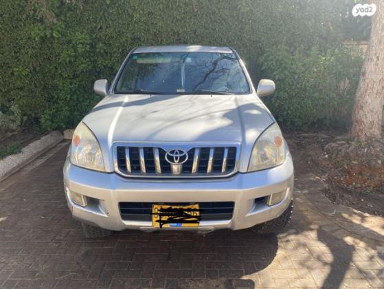 טויוטה לנד קרוזר קצר 4X4 Luxury אוט' דיזל 3.0 (166 כ''ס) דיזל 2004 למכירה בתל מונד