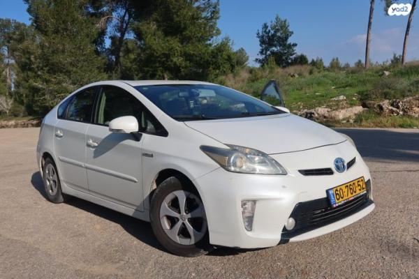 טויוטה פריוס GLI הייבריד אוט' 1.8 (99 כ"ס) בנזין 2013 למכירה בירושלים