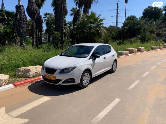 סיאט איביזה Reference ידני 5 דל' 1.4 (85 כ"ס) בנזין 2013 למכירה ברמת גן